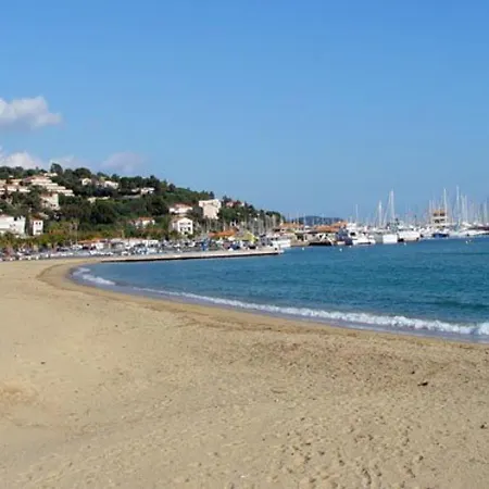 Le Lavandou, 2 Pieces, 4 Personnes - Fr-1-251-483 Apartment Le Lavandou